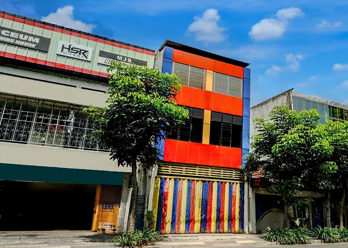 OYO 91126 Kertajaya Residence Surabaya